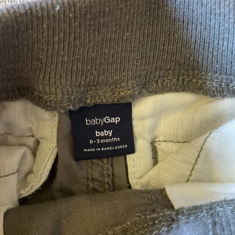 Babygap polo and linen pants size 0-3months